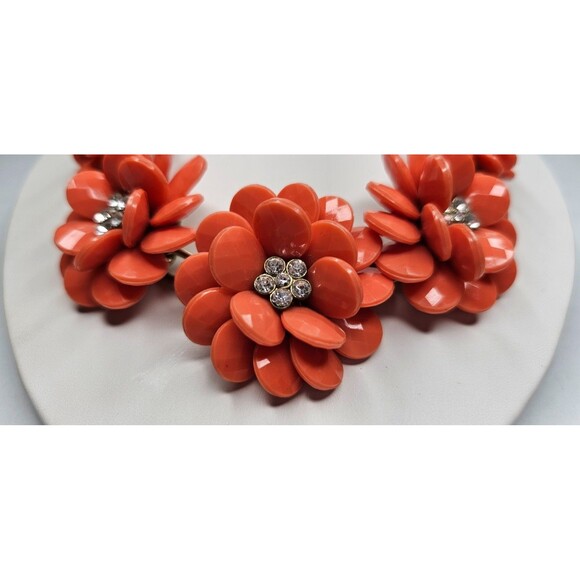 Gold-Tone Chain And Chunky Orange Flowers With Rhinestone Centers Bib Necklace - Picture 3 of 5
